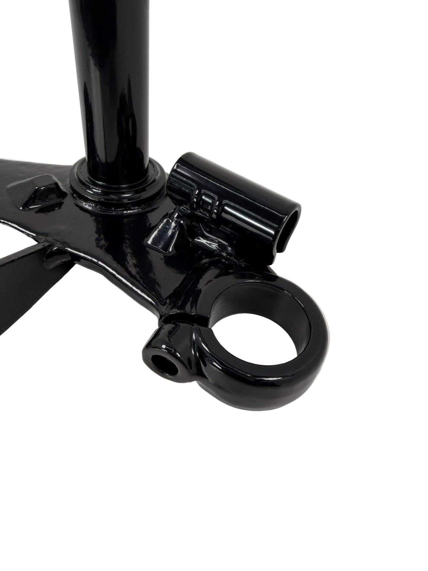 Gabelführung / Gabelbrücke unten mit Steuerrohr - frisch gepulvert